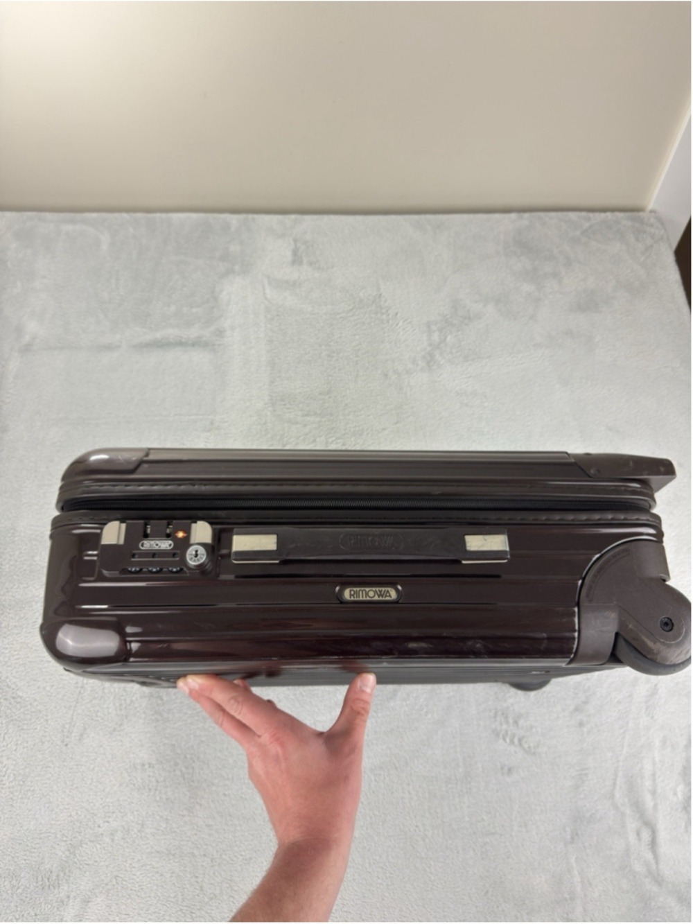 Rimowa Salsa Deluxe Brown Two Wheel Carryon Suitcase 32L - Picture 9 of 16